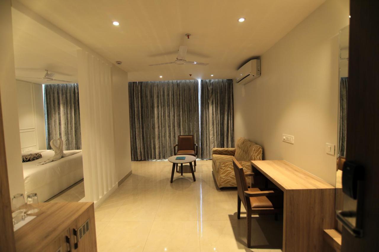 Mumbai House Express Hotel Udaipur