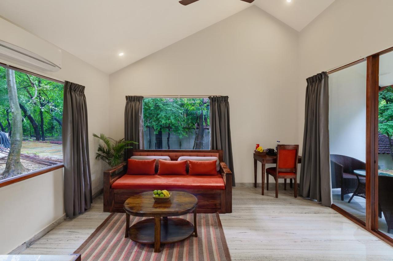 Hotel Aranya - A Nature