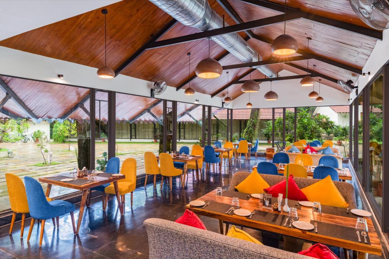 Hotel Aranya - A Nature 4*