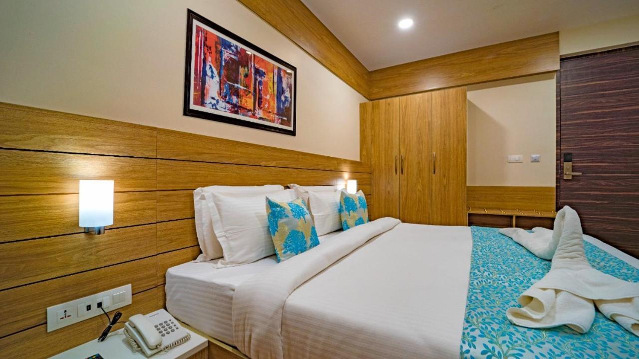 Wonder Cliff Hotel Udaipur