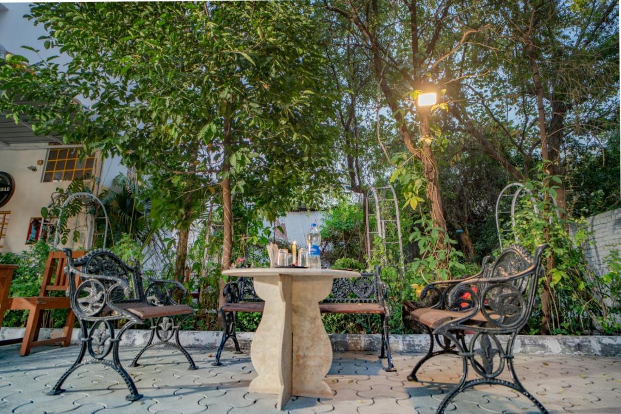 Hotel Ambavgarh Palace