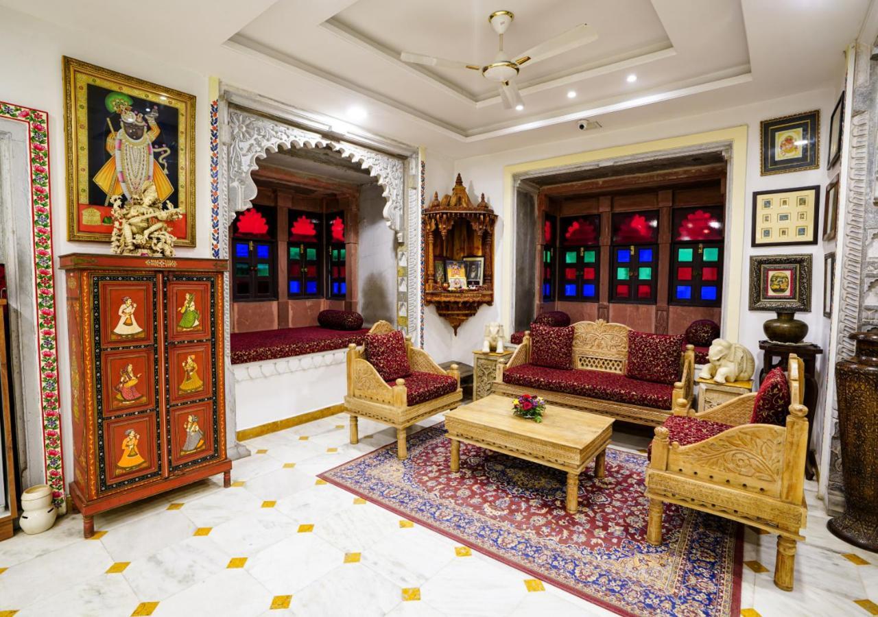 Bloom Boutique L Pichola Udaipur