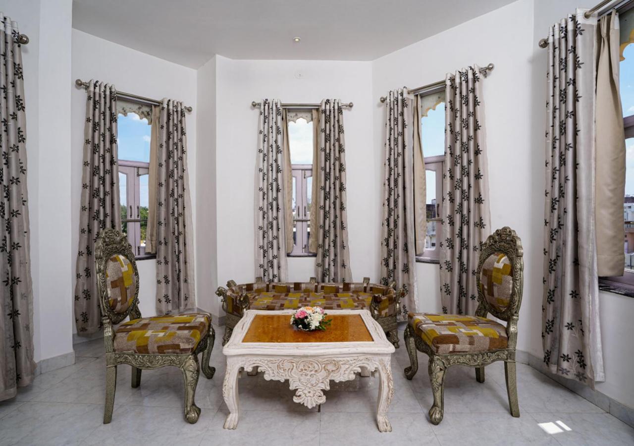 Bloom Boutique L Pichola