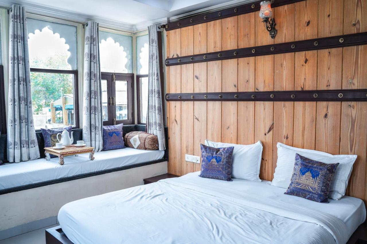 Hotel Hide-in - A Lake View Boutique