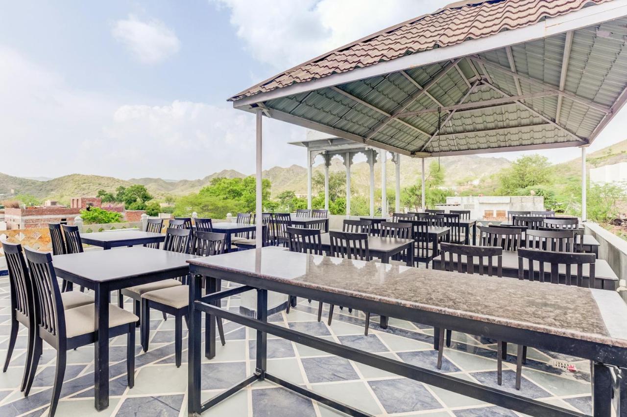 Hotel O Achrol Haveli Sukher Udaipur