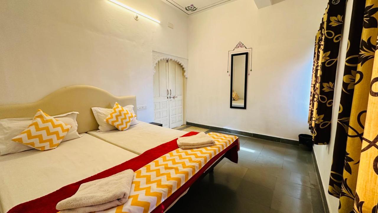 Hostel Maa Ji House On Pichola Udaipur