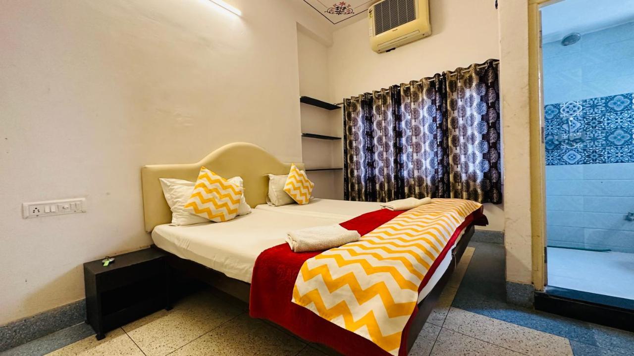 Hostel Maa Ji House On Pichola *