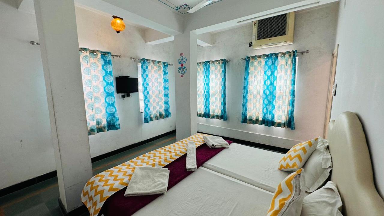 Maa Ji House On Pichola Udaipur