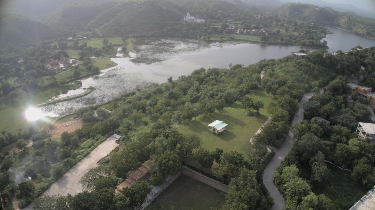 Yaan Resort 5*