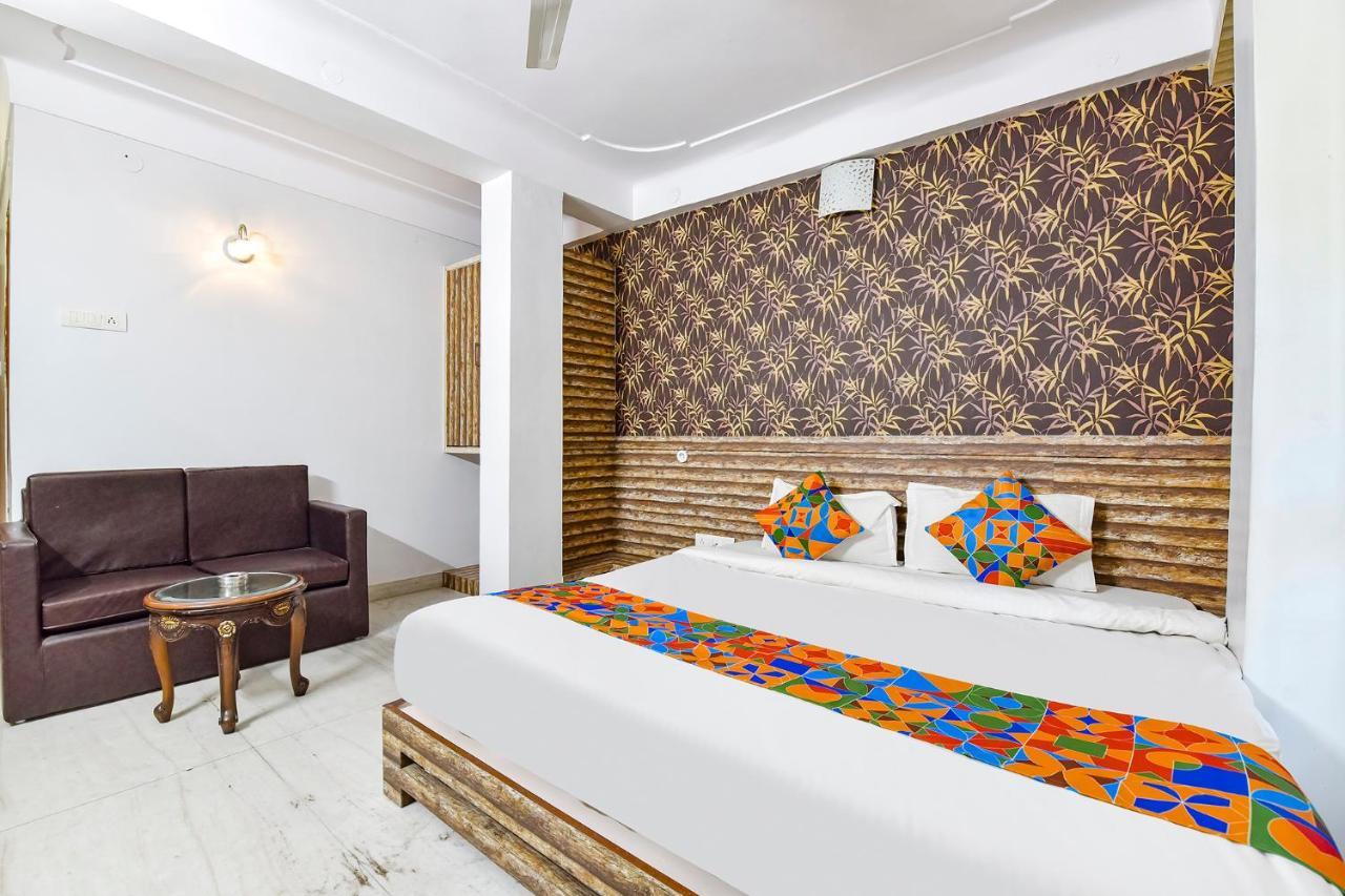 Fabhotel Prime View