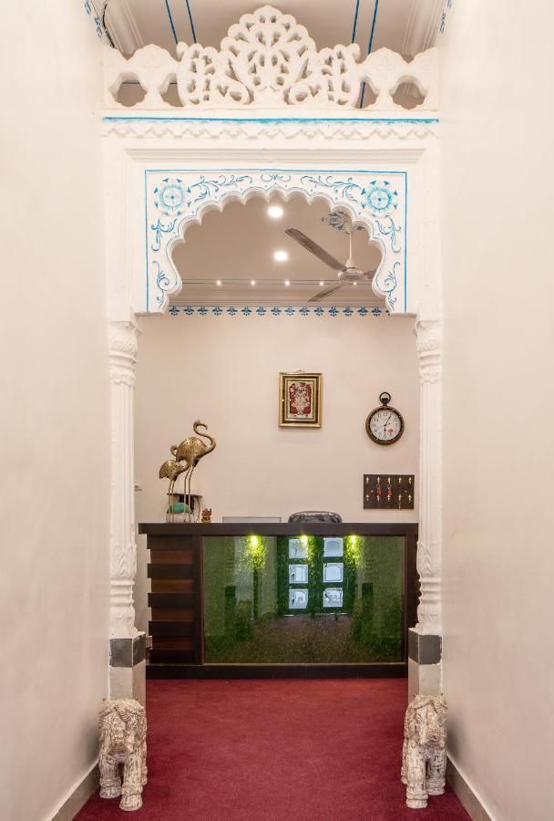 Castle Pichola Hotel 3*