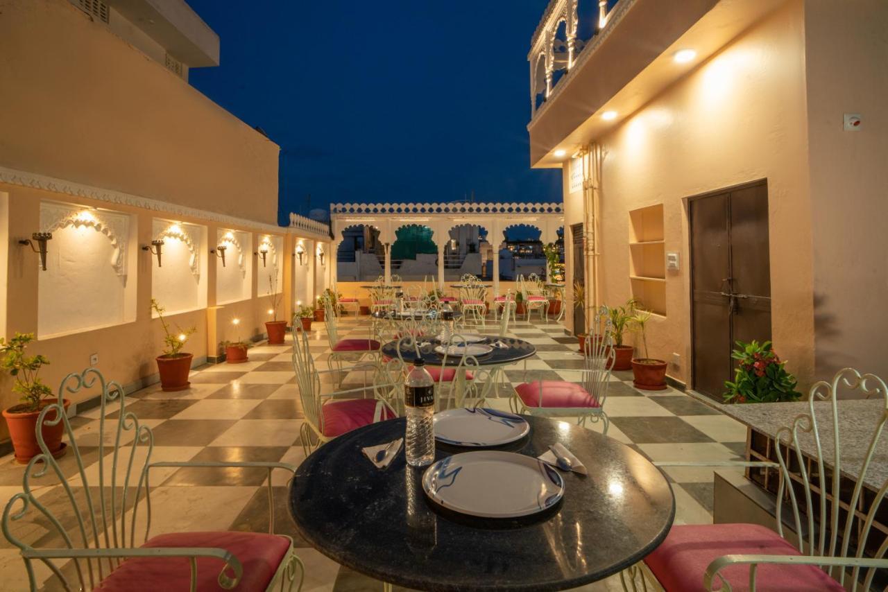 Castle Pichola Hotel