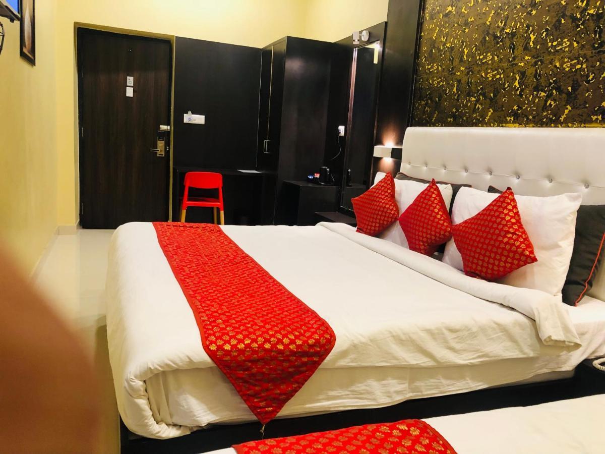 Hotel Grand Bhaagwat - Selling Of The Year - Beautifull Rooftop Terrace Udaipur