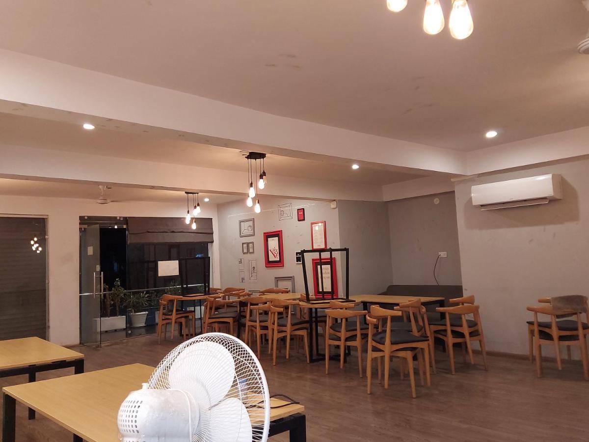 Townhouse 4*