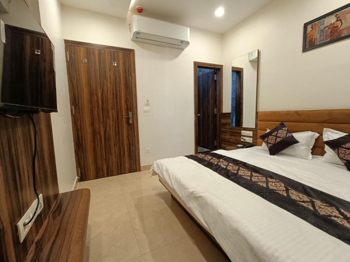 Hotel Vrinda Inn Hotel Udaipur