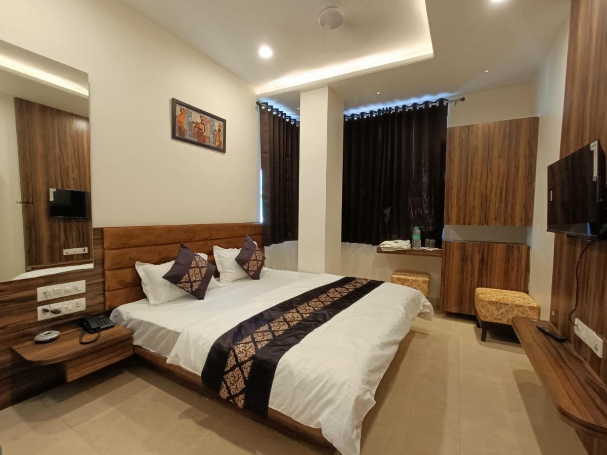 Hotel Vrinda Inn Hotel 3*