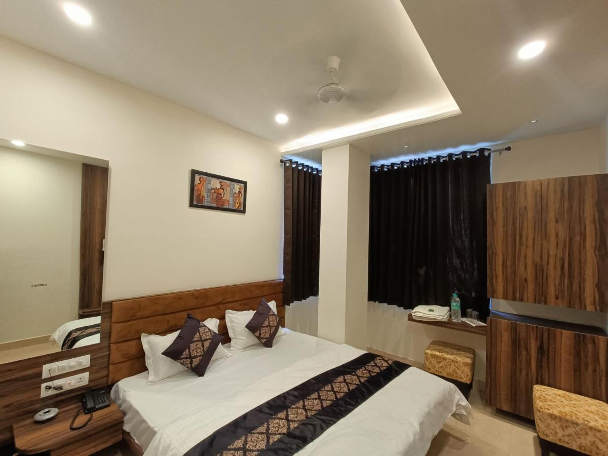 Hotel Vrinda Inn Hotel 3*