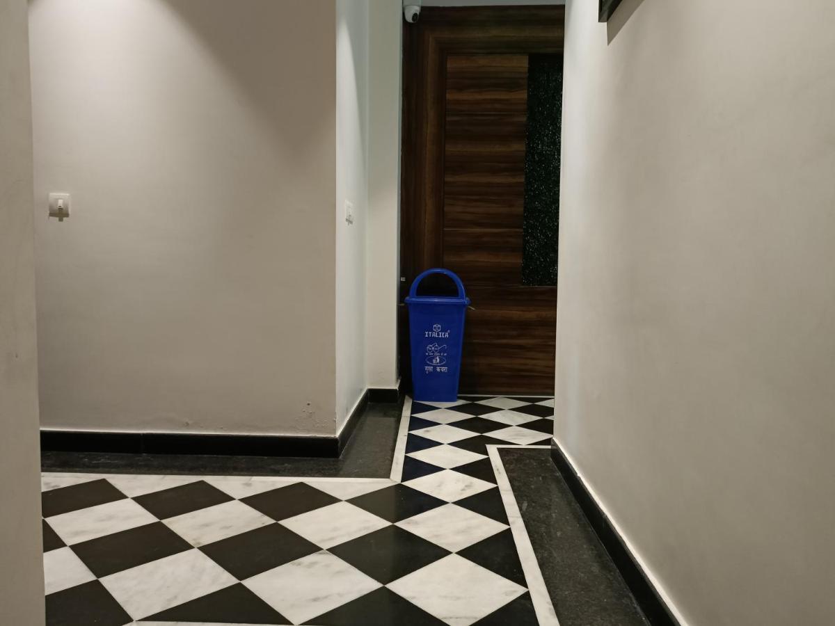Hotel Vrinda Inn 3*