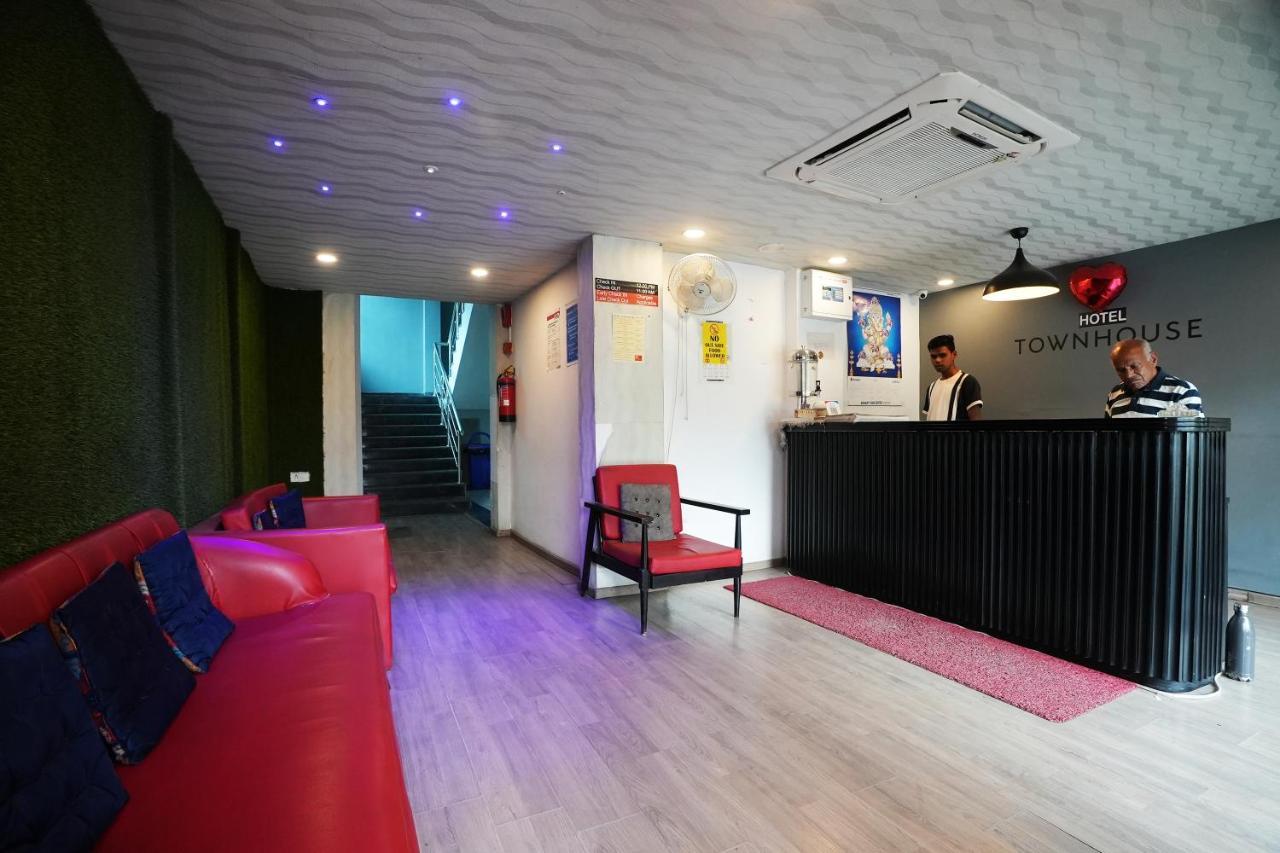 Townhouse Hotel 4*