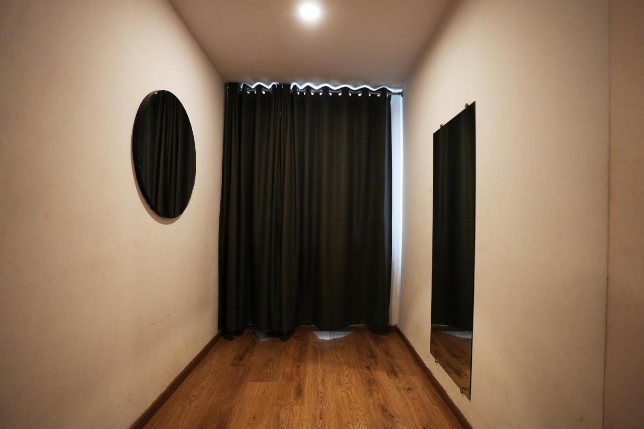 Townhouse Hotel