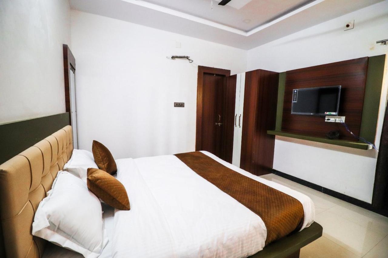 Laakhan By Ghumo Hotel 4*