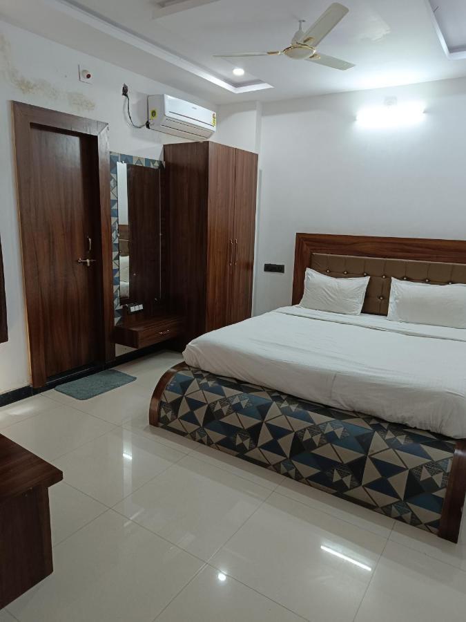 Laakhan By Ghumo Hotel 4*