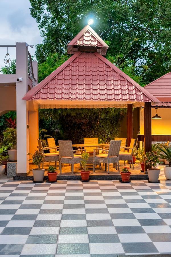 Resort Mountain Creek Udaipur