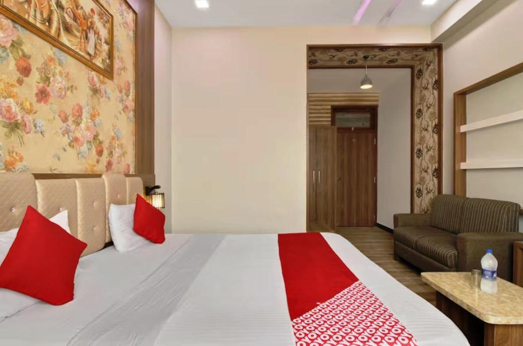 Resort Badam Palace