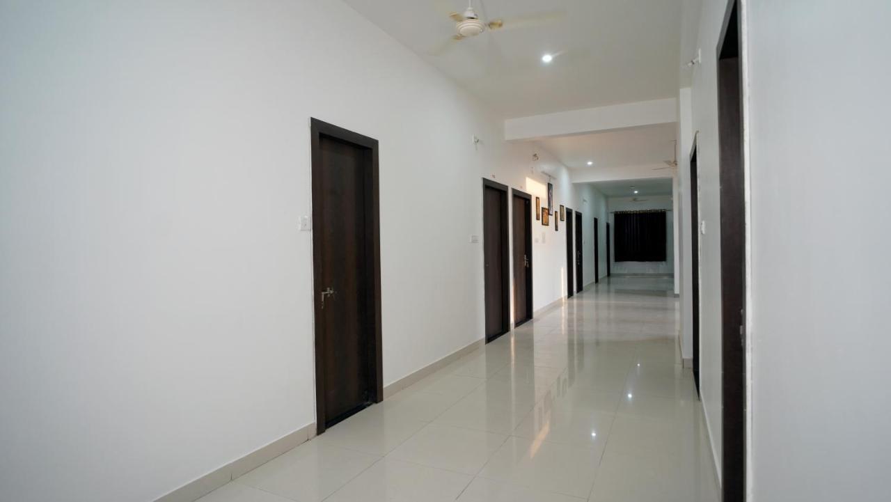 Badam Palace *