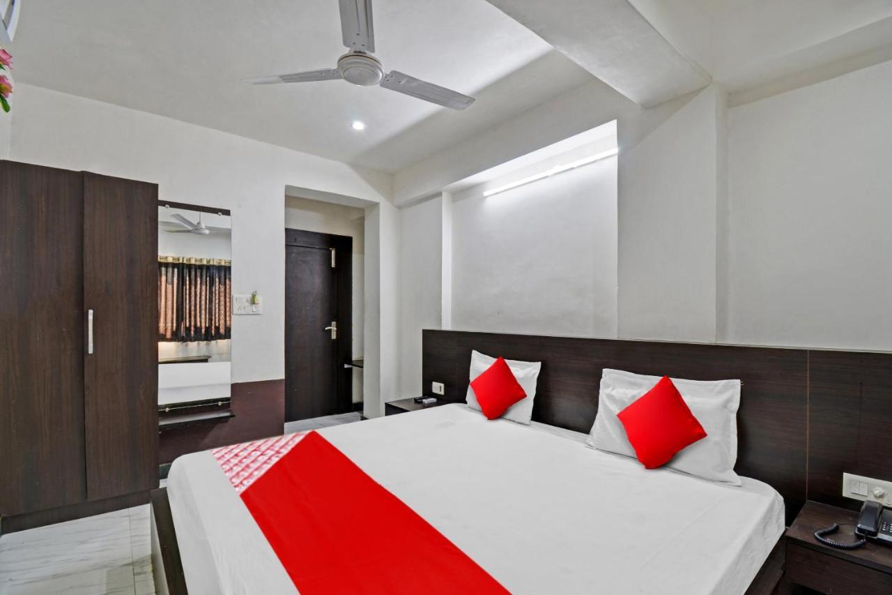 O Kk Palace Hotel Udaipur