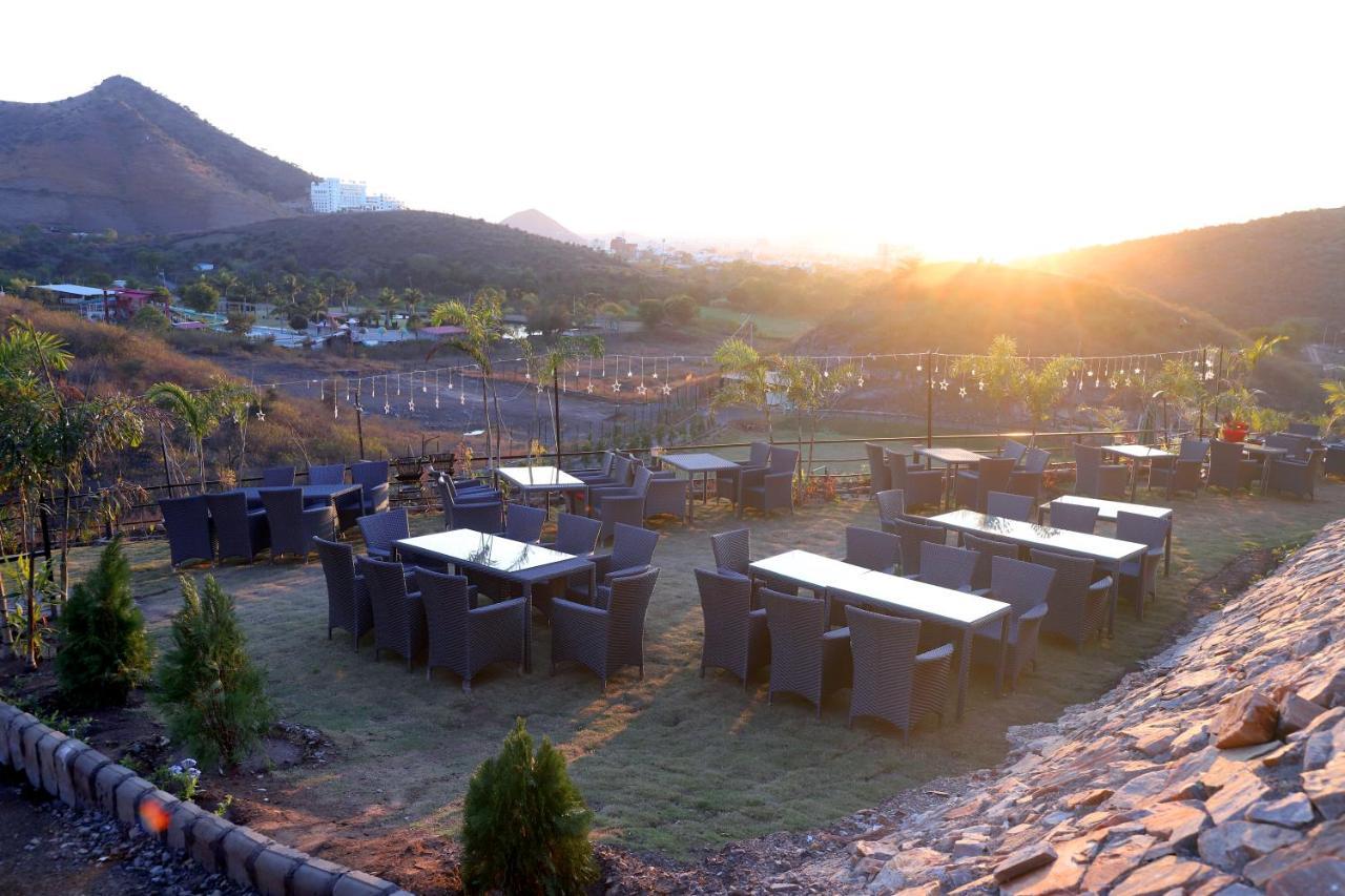 Resort Swarnagarh Nature Retreat &