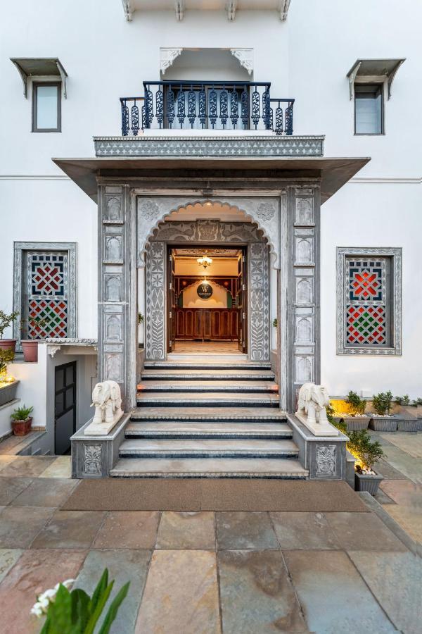 Maan By Stone Wood Premier Hotel Udaipur
