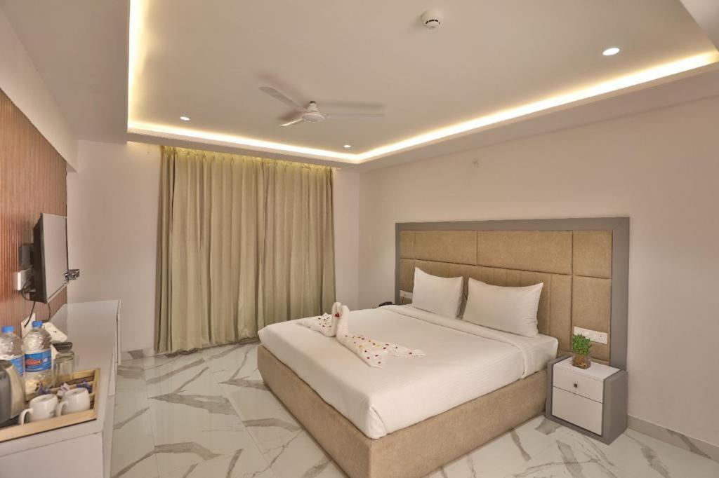 Resort Swarnagarh Nature Retreat & 4*