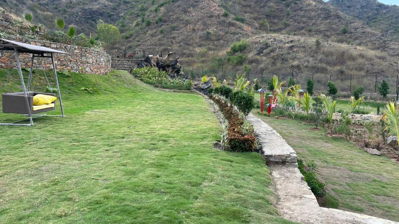 Swarnagarh Nature Retreat & 4*