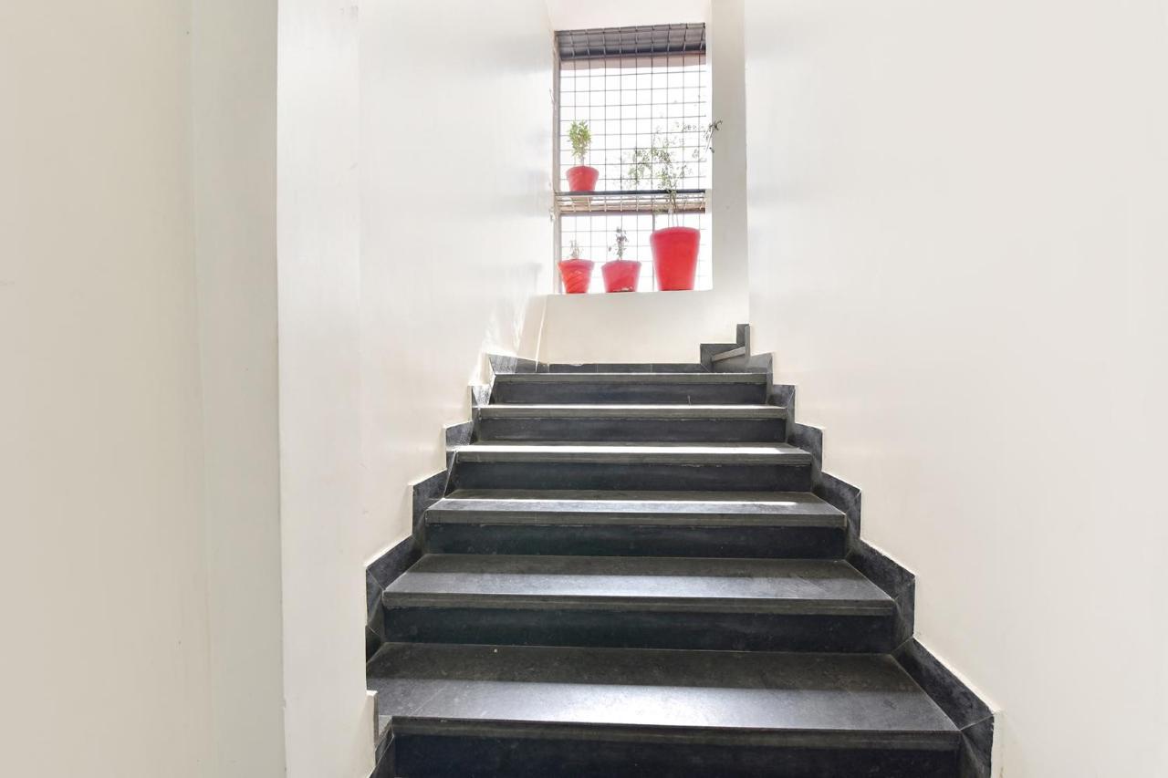 Hotel Fabexpress Golden Wings Udaipur