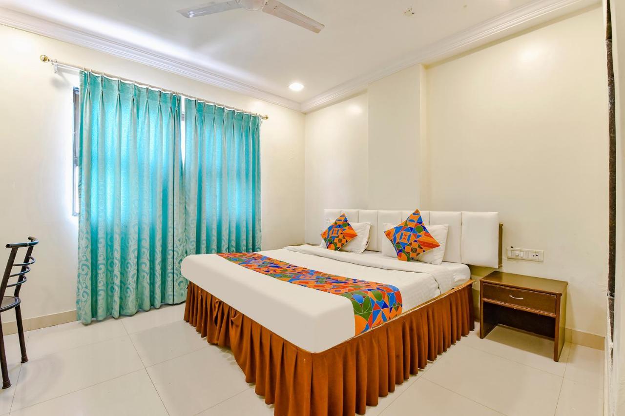 Fabexpress Golden Wings 3* Udaipur