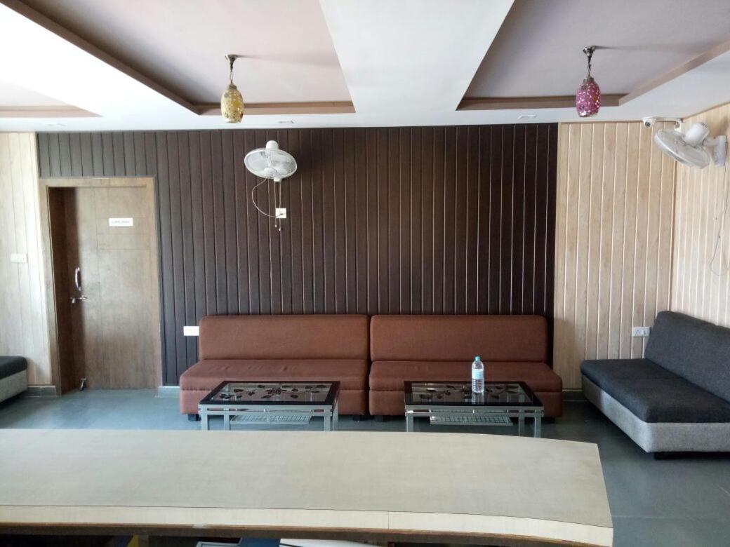 Meera Valley By Nexottel Resort Udaipur