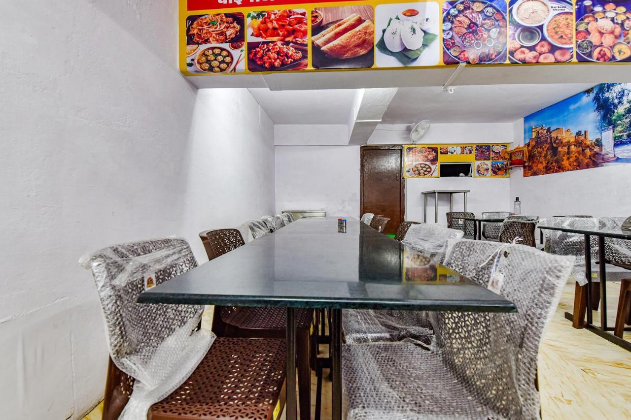Hotel Fabhotel Tak Inn