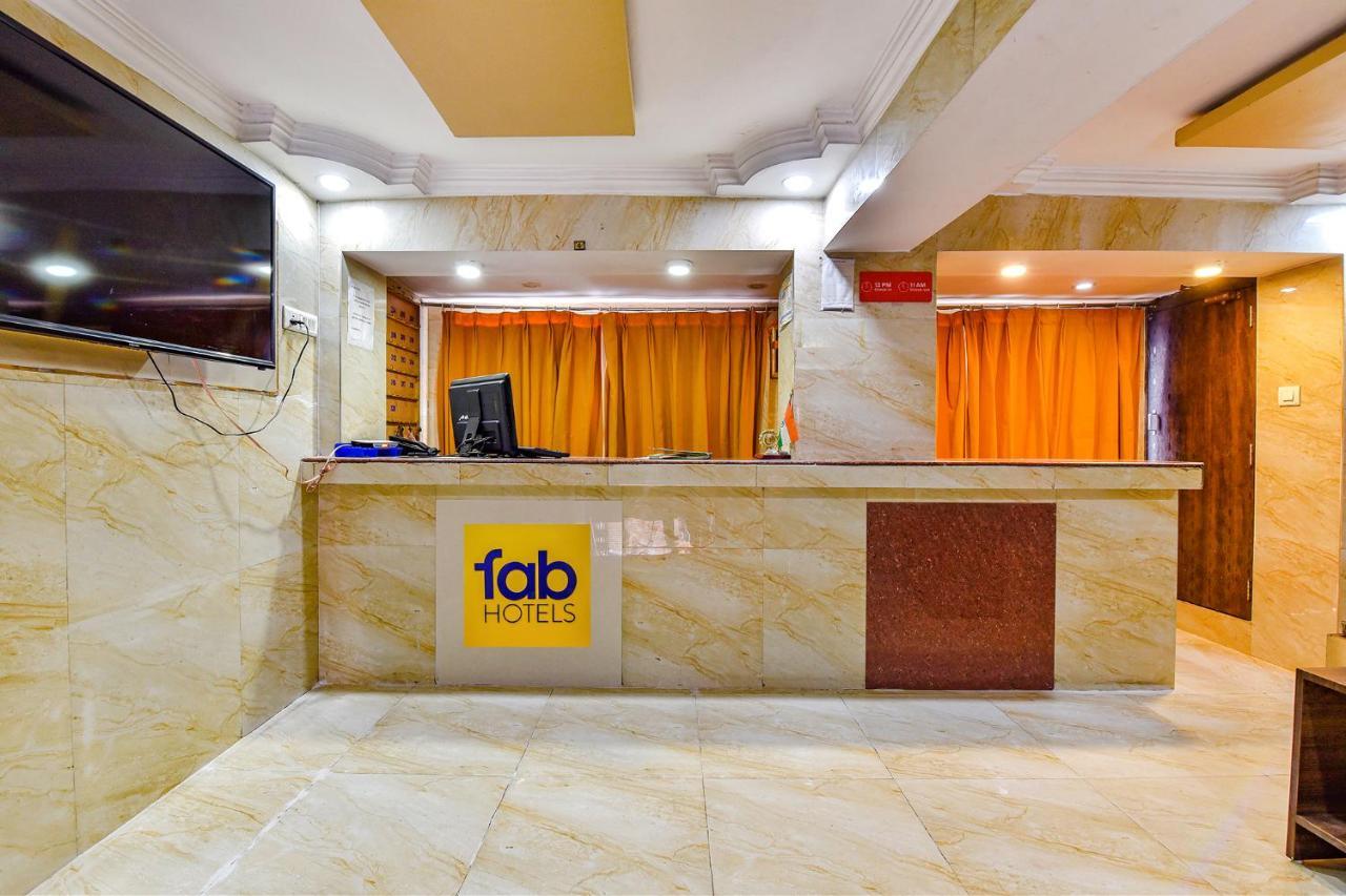 Hotel Fabhotel Tak Inn 3*