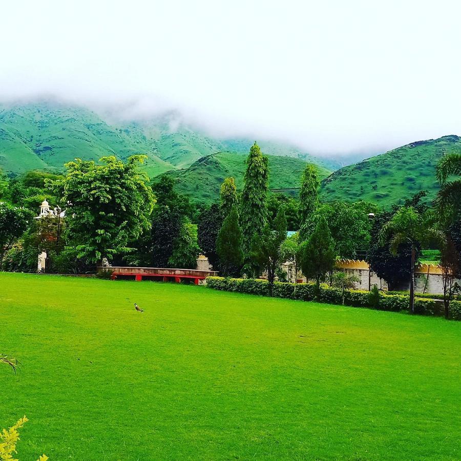 Meera Valley By Nexottel Resort Udaipur