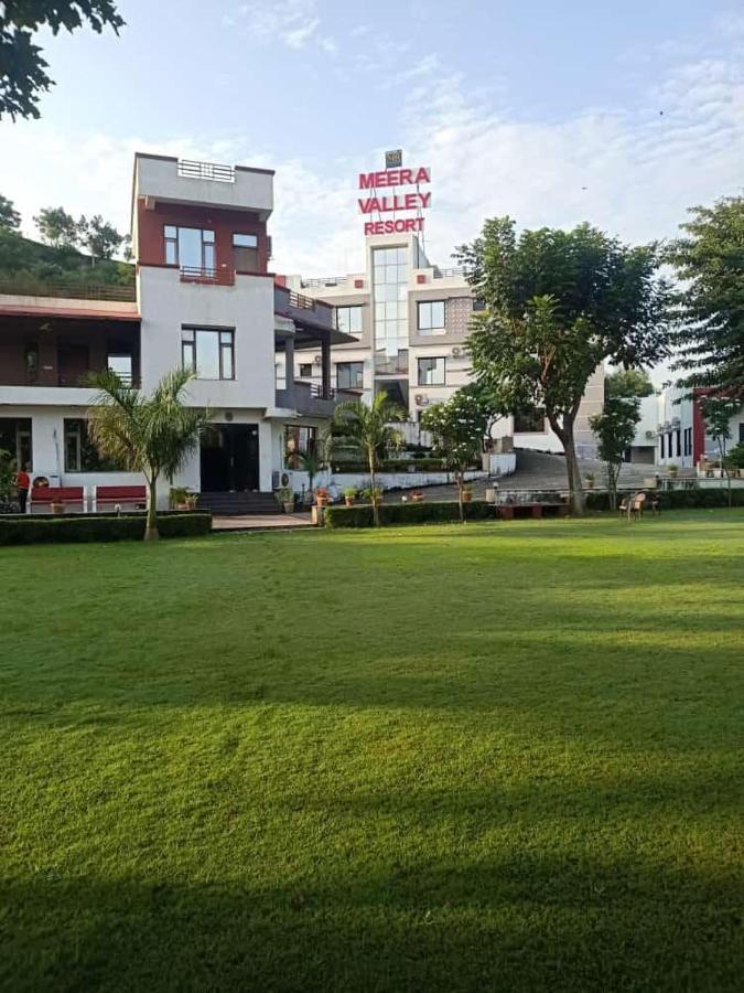 Meera Valley By Nexottel Resort Udaipur