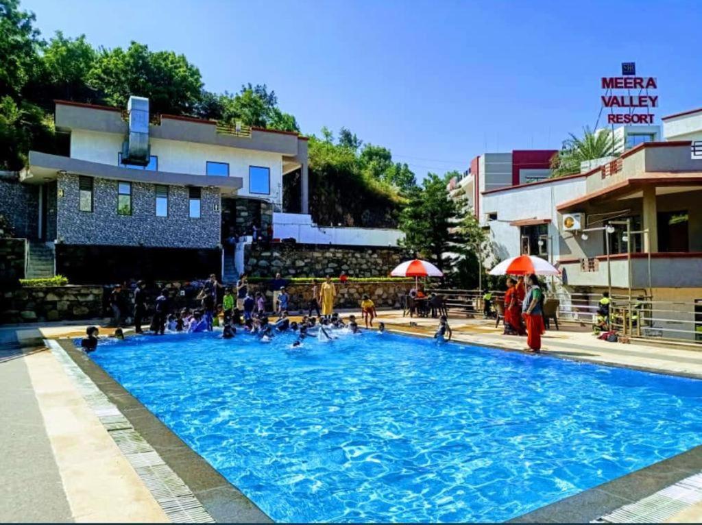 Meera Valley By Nexottel Resort 3*