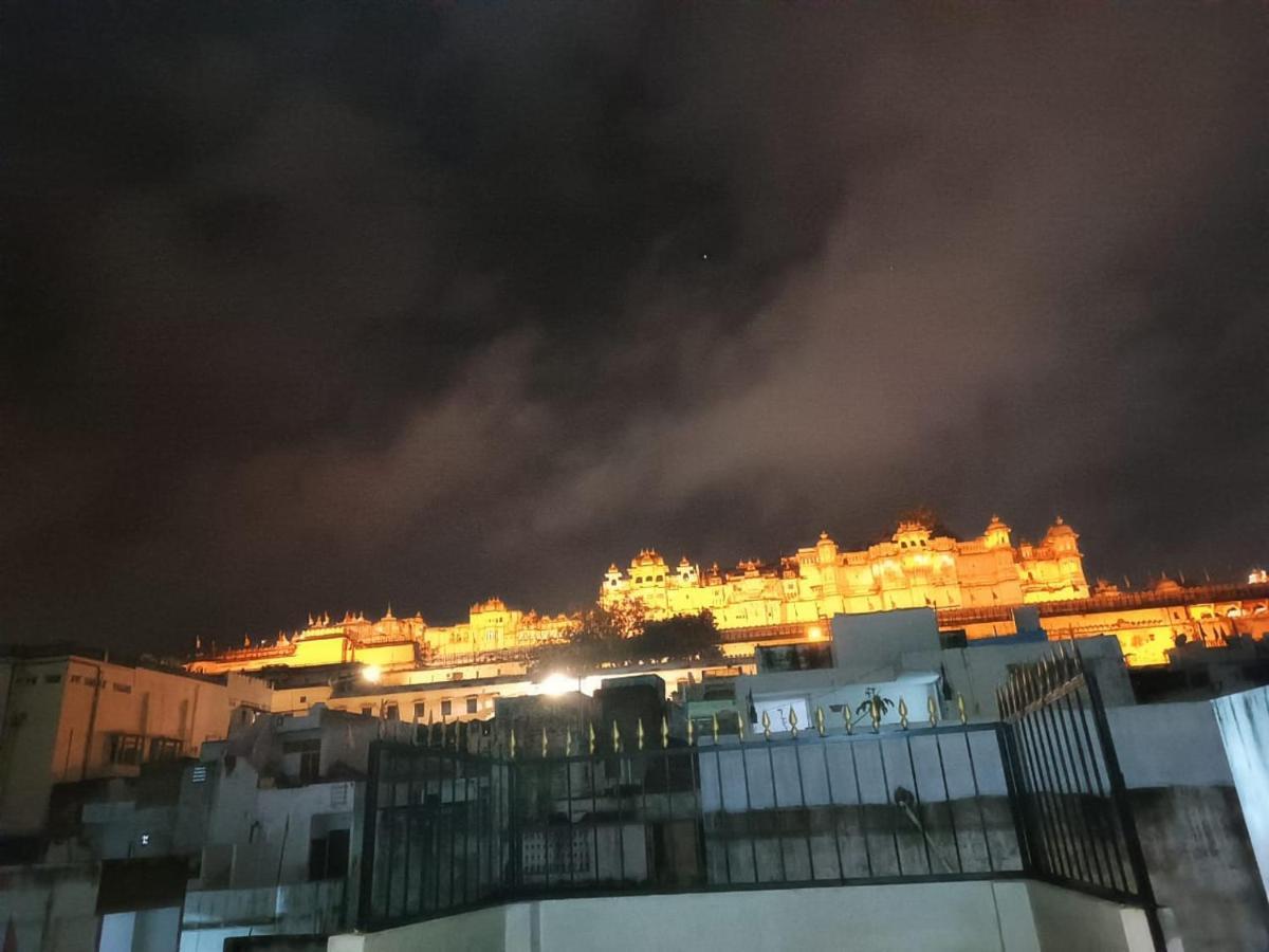 Lakshmi Darshan Gokhada , Stay, And Complete Family Sojourn Homestay Udaipur