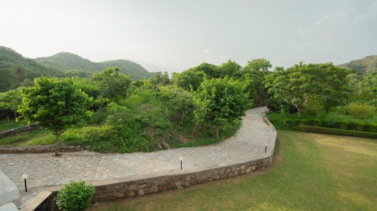 Molshri Farms Homestay Hotel