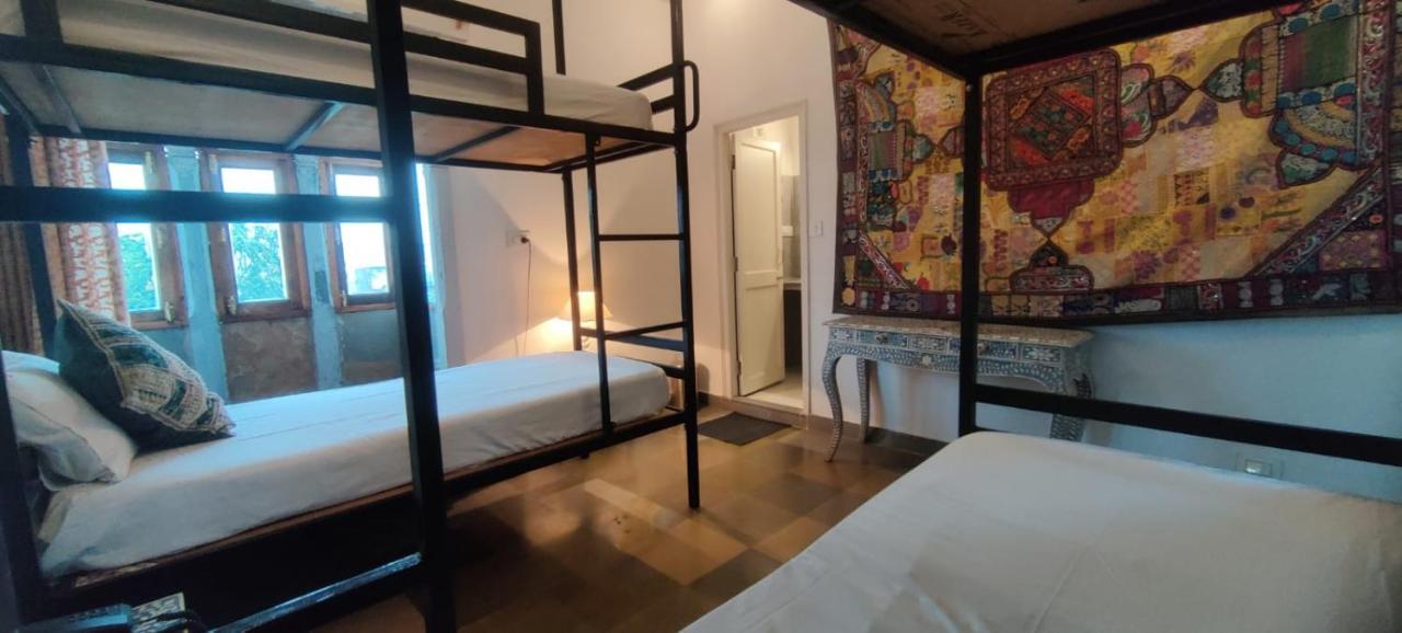 Hostel The People
