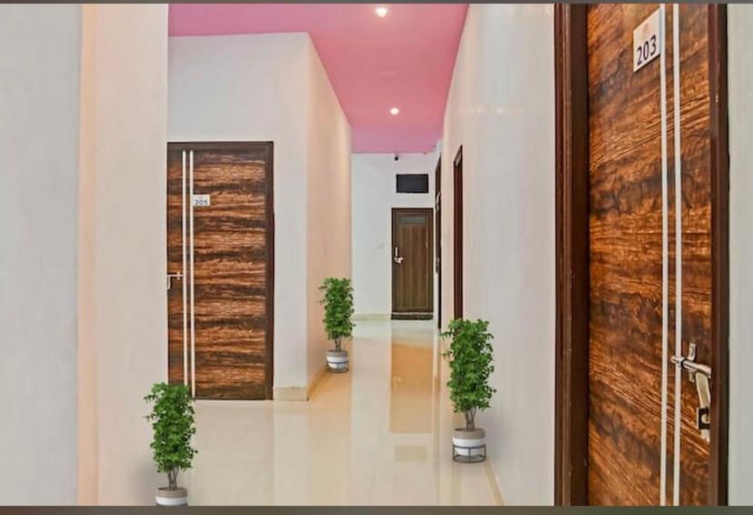 Hotel Sanwariya Residency