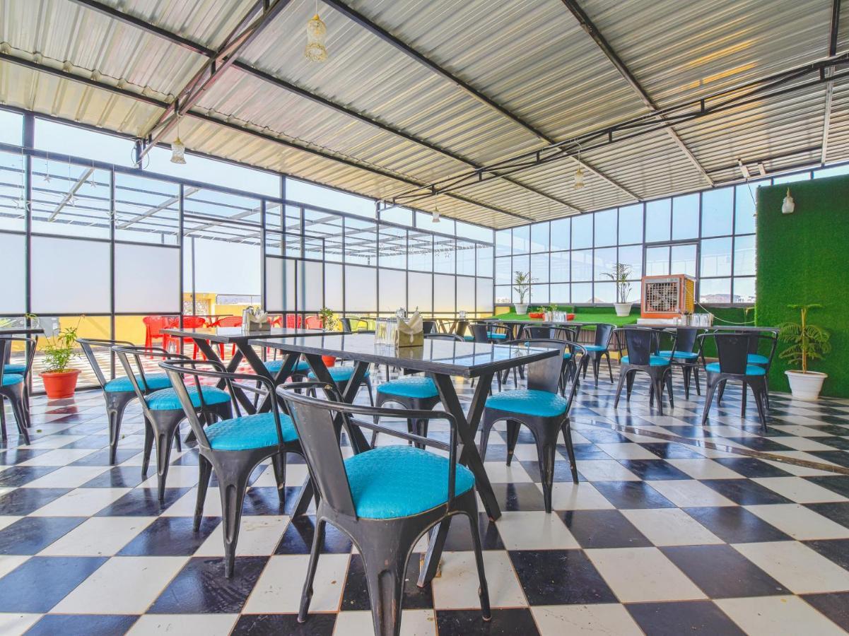Hotel Maanvad Garh - V One Pride By Noww