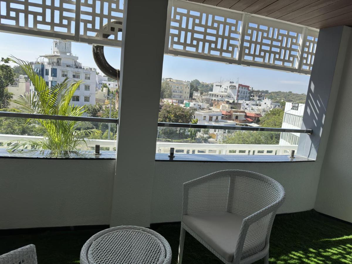 Sky By The Lazy Host Hotel Udaipur