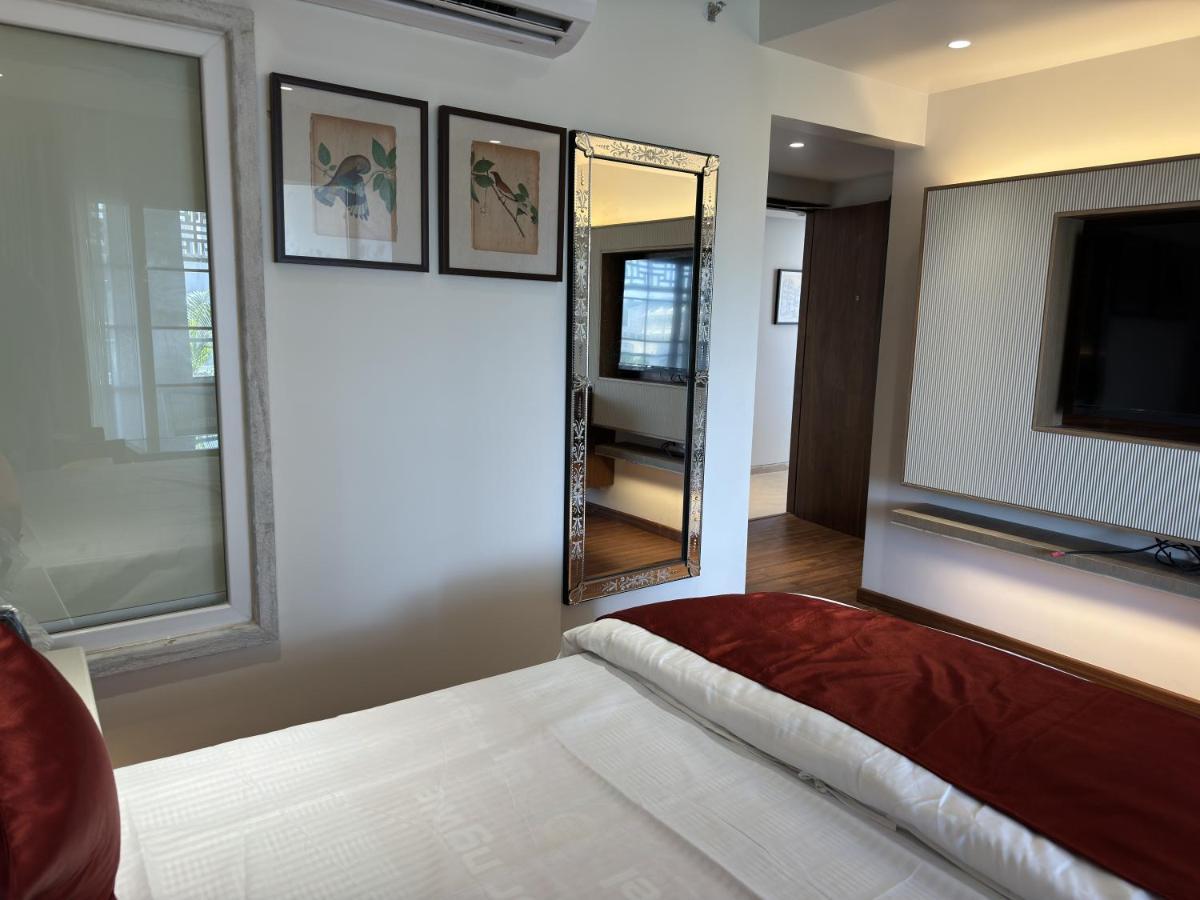 Hotel Sky By The Lazy Host