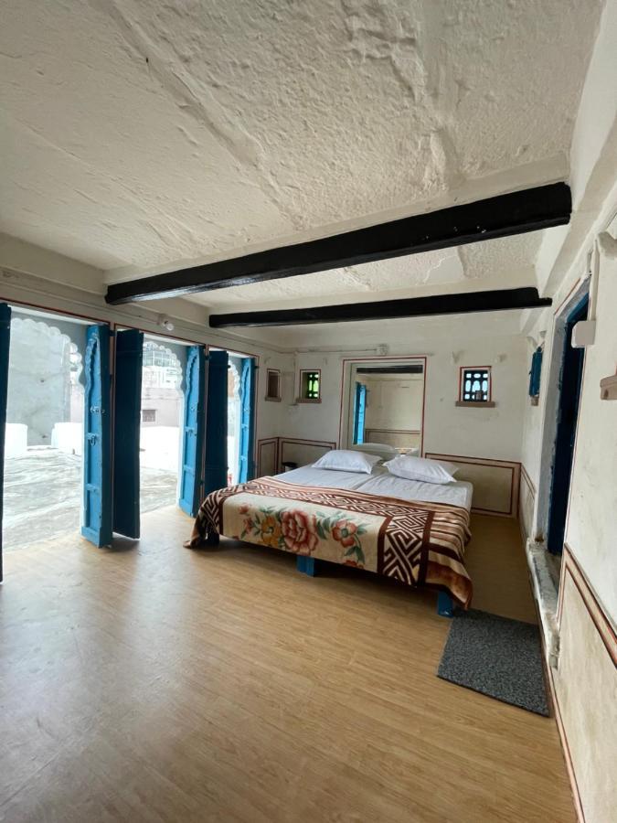 Mama Hostel *